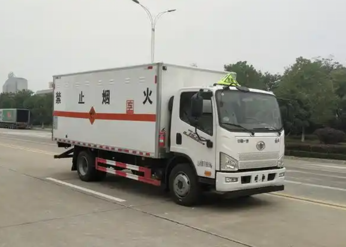 五营爆破器材运输车可以上高速吗？